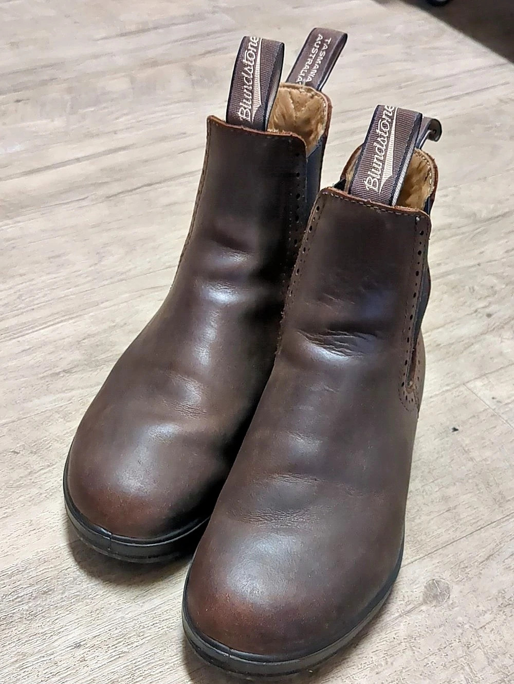 Blundstone Classics Series Chelsea Boot #2151 Brown